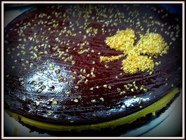 Tarta crema de tocino de cielo con chocolate crujiente