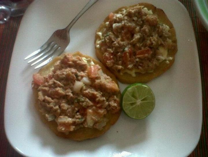 Gorditas de atún con queso