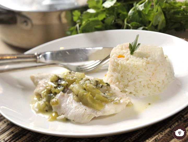 Filetes de tilapia en albahaca
