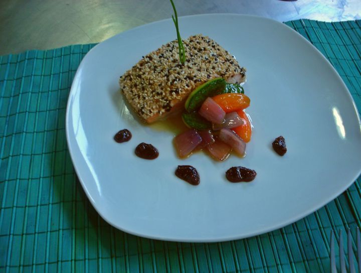 Salmón con costra de ajonjolí