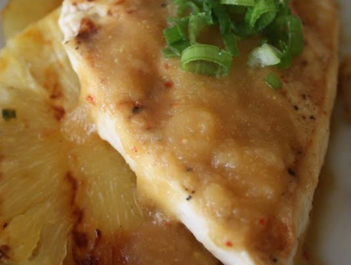 Tofu a la parrilla con salsa de piña