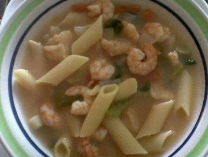 Sopa italiana de camarón