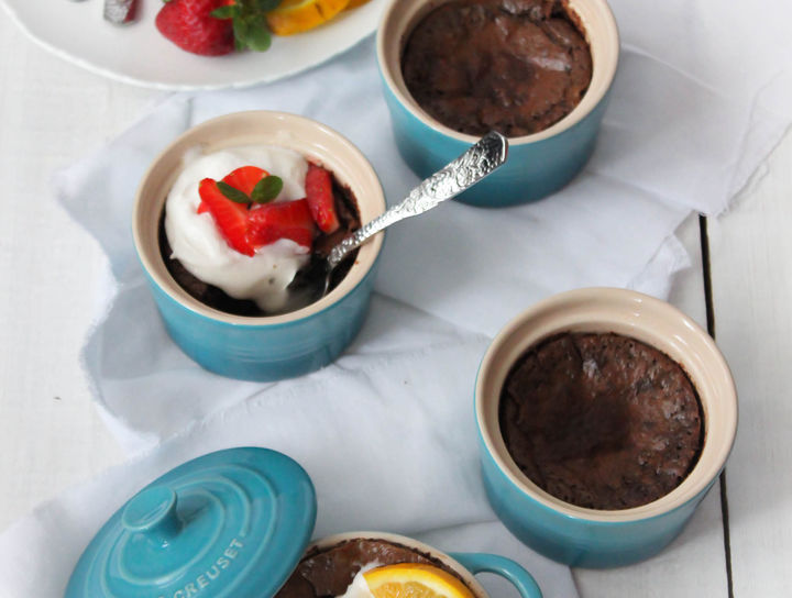 Chocolate Pots