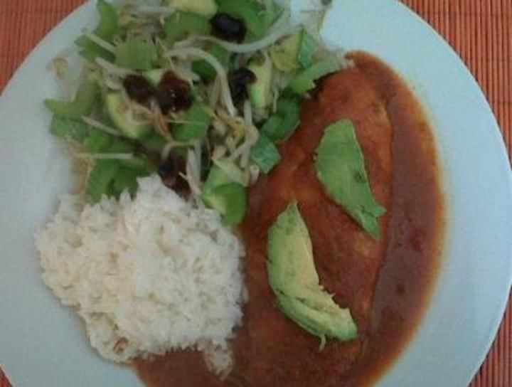 Filete a la diabla con ensalada de frijol chino