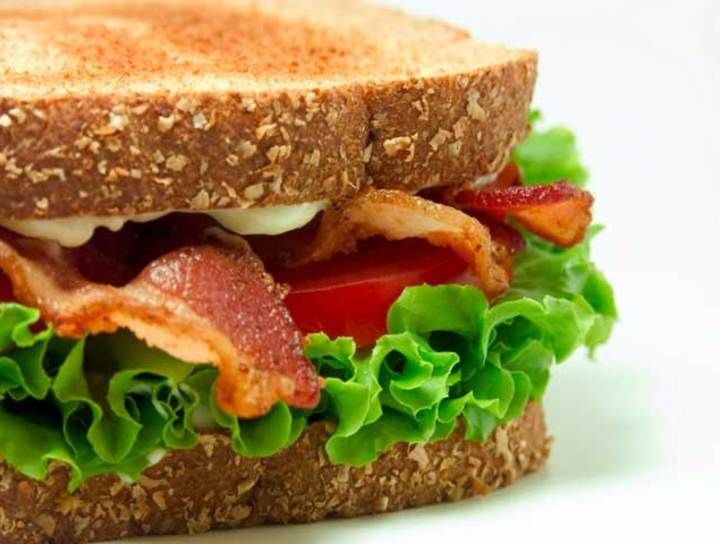 Delicioso sándwich para el desayuno