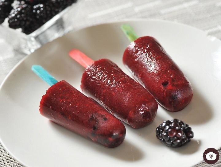Paletas heladas de zarzamora