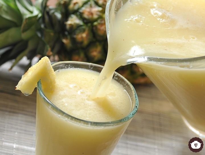 Agua de piña colada