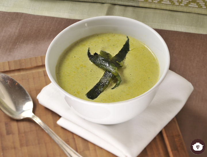 Crema de chile poblano