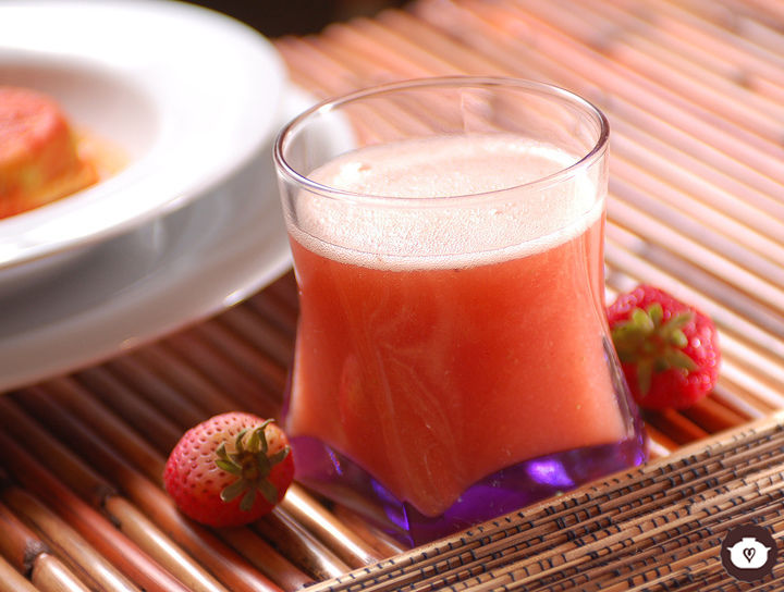 Agua de naranja con fresa