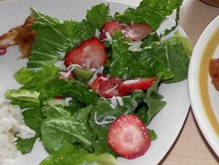 Ensalada de fresas con coco