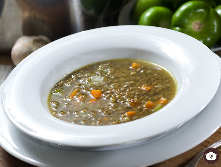Sopa antigua de lentejas
