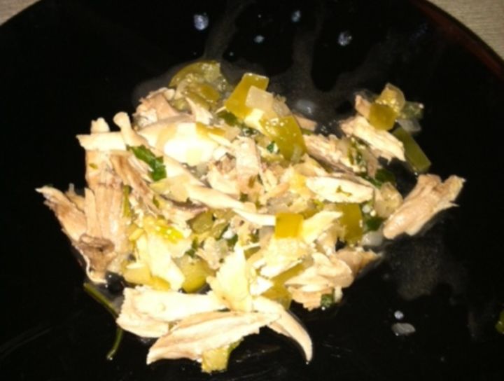 Pollo en tomatillo