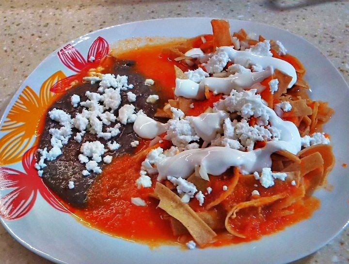Chilaquiles rojos