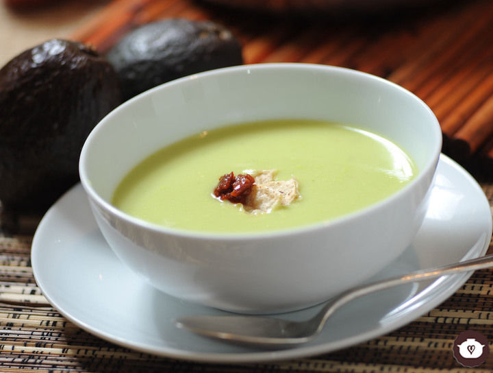 Caldillo de aguacate