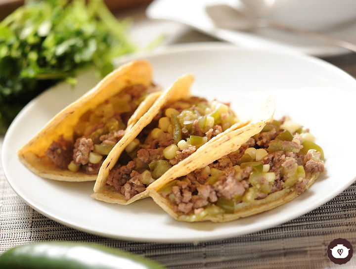 Tacos de picadillo verde