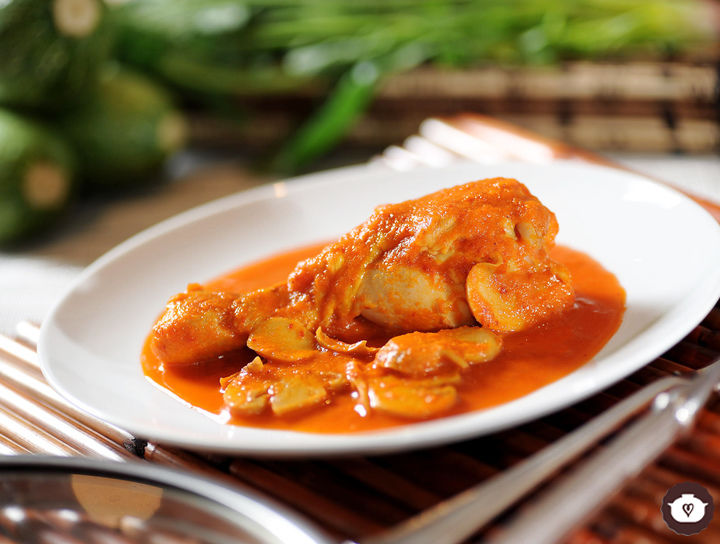 Pollo con hongos