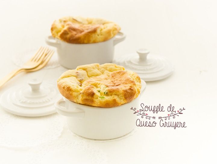 Souffle de queso Gruyere