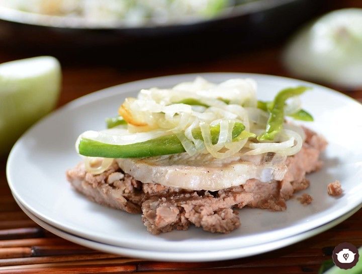 Chuletas de puerco encebolladas