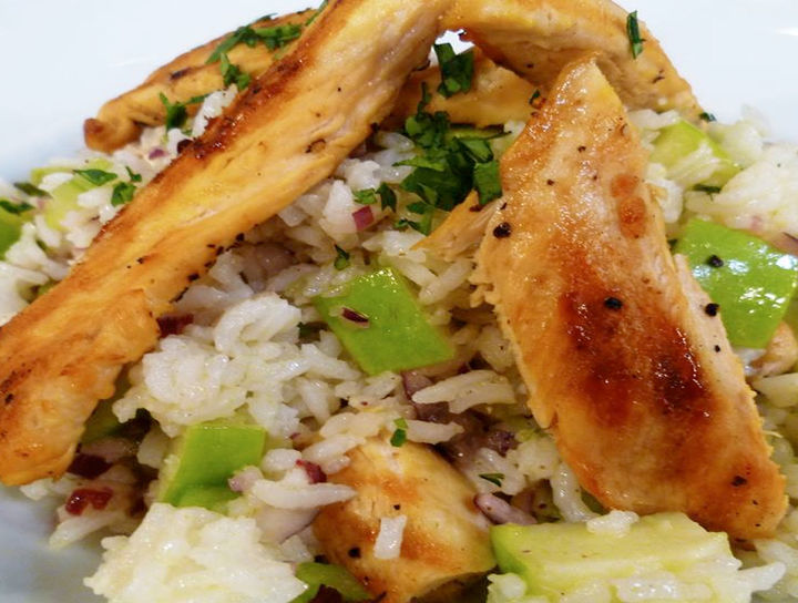 Ensalada de pollo con arroz