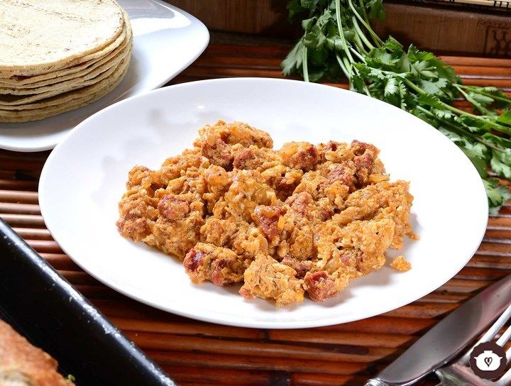 Chile con huevo