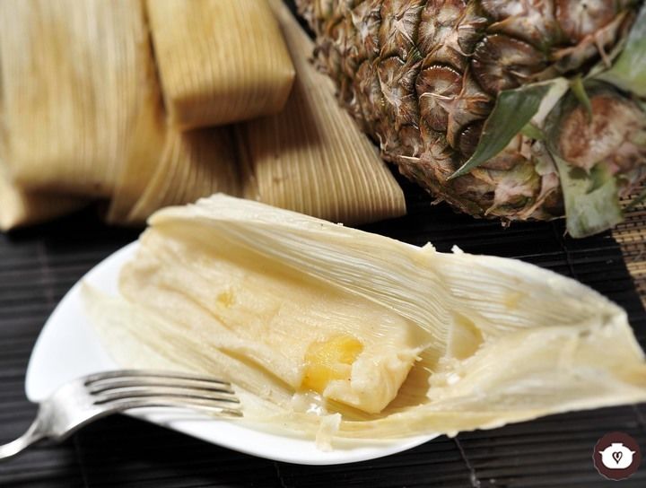 Tamales ligeros de piña con yogur