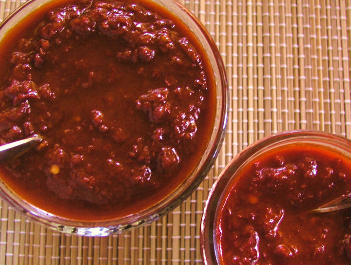 Chili carne con chile ancho y comino