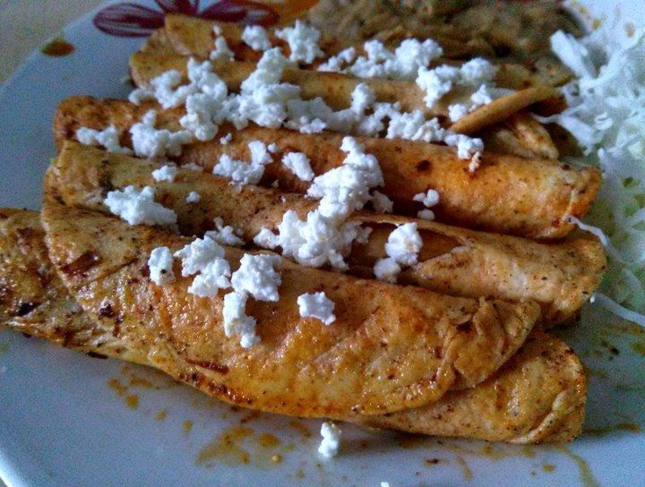 Enchiladas de queso fresco