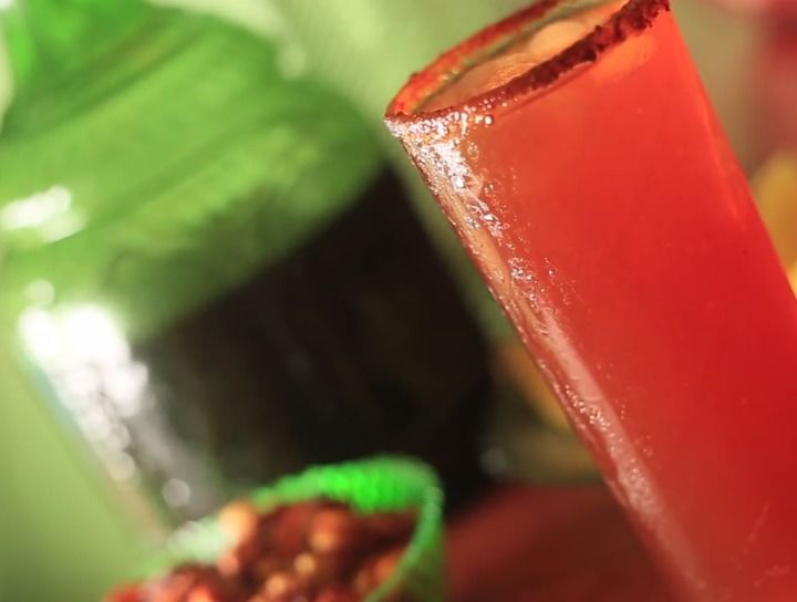 Grosellita con aguardiente