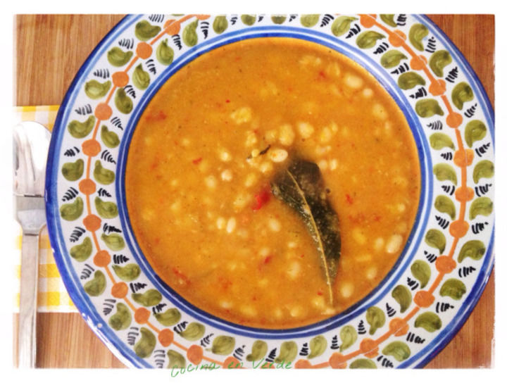 Guiso vegetariano de alubias