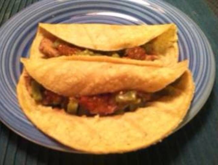 Tacos de nopal con frijoles