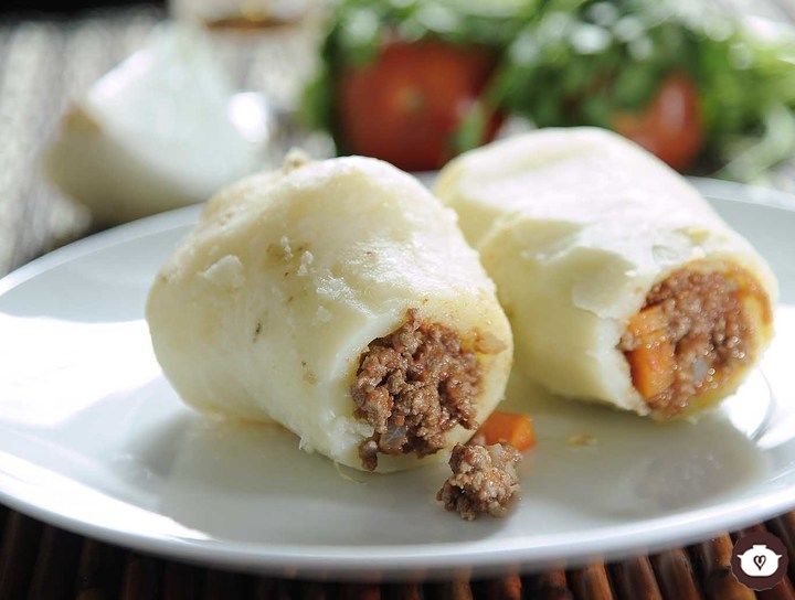 Papas rellenas de picadillo