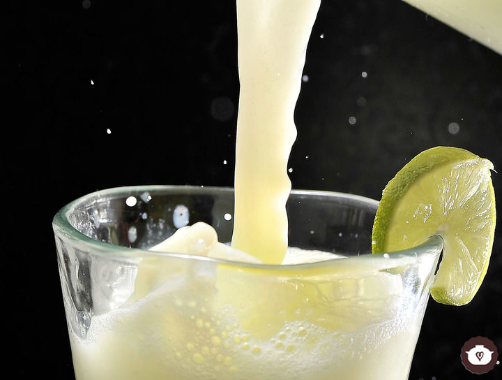 Agua de limón sevillano