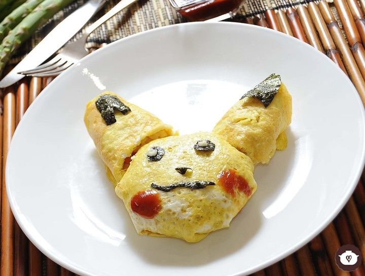 Omelette de arroz de pikachú