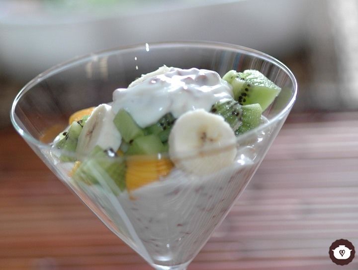 Yogurt griego con frutas
