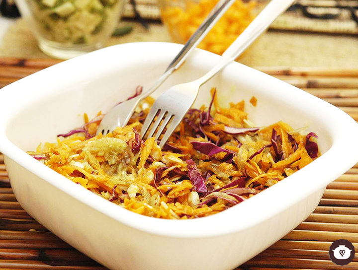 Ensalada de repollo y almendras