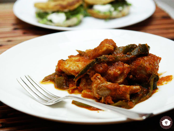 Costillas de cerdo con piña y poblano