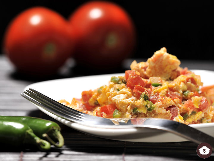 Huevos revueltos a la mexicana