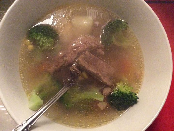 Caldo de res sencillo