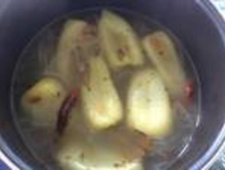 Chiles güeros en escabeche