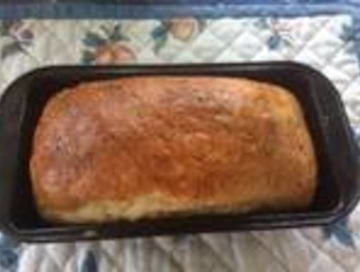 Pan de ajo con albahaca