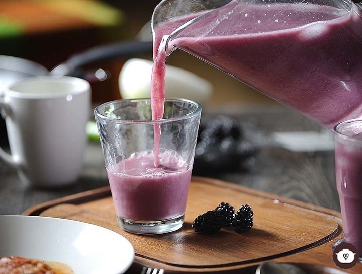 Agua de avena con zarzamora