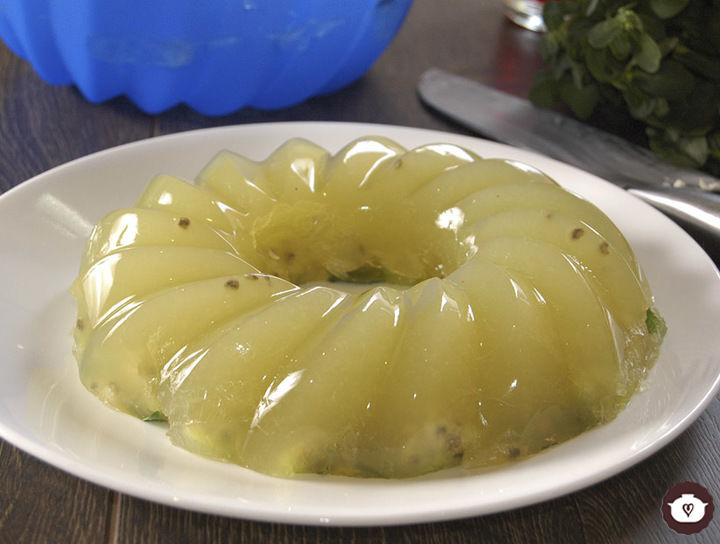 Gelatina de tuna y quelites
