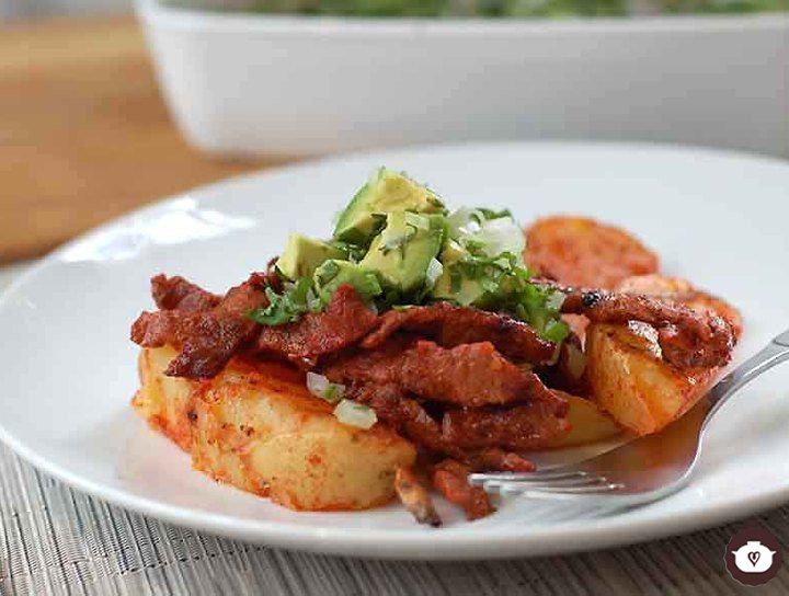 Papas con bistec a la parrilla
