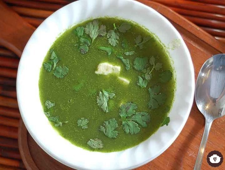 Caldillo de cilantro