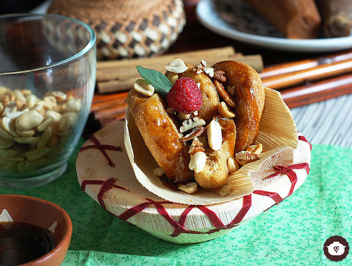 Torrejas de pinole, cacahuate y nuez