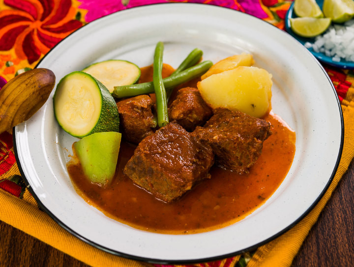 Mole amarillo