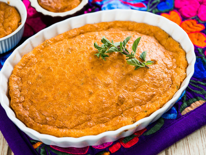 Souffle de chicharrón prensado