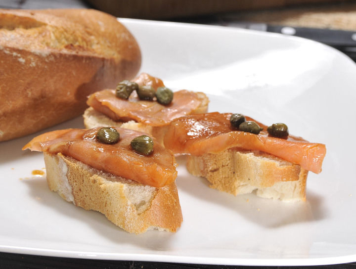 Carpaccio de salmón
