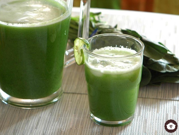Agua fresca de espinaca con chayote