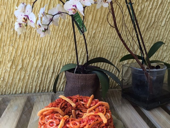 Rosca de Frituras con Chamoy